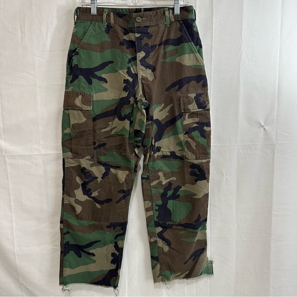 Mens Army Combat Green/Brown Camouflage Cargo Pants 27-31”Waist by 28” Inseam - Picture 1 of 9